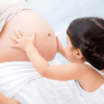 Θα αποκτήσεις αδερφάκι: Προετοιμάζοντας το παιδί για το μωρό